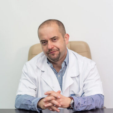 DR. CRISTIAN VOIA
